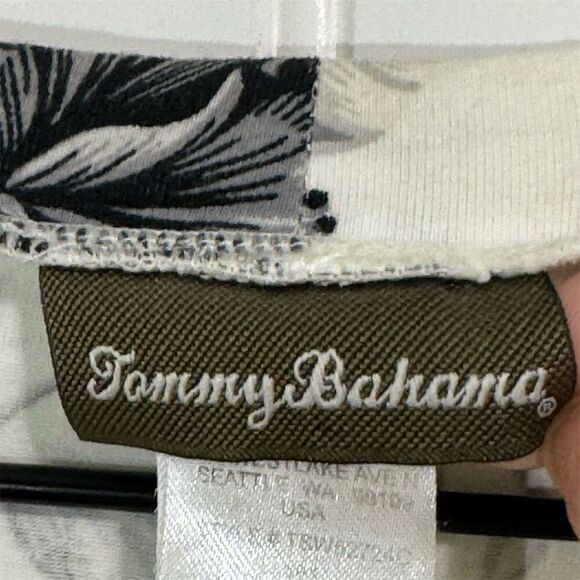 Tommy Bahama Floral T-Shirt Dress Women’s  M White Black Hibiscus Cotton Stretch - Picture 4 of 5